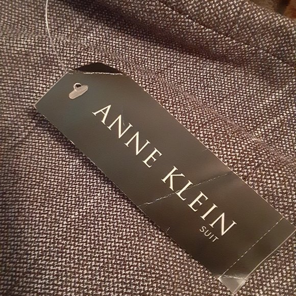 Anne Klein 2 Pc Grey Short Sleeve Suit - Picture 9 of 15